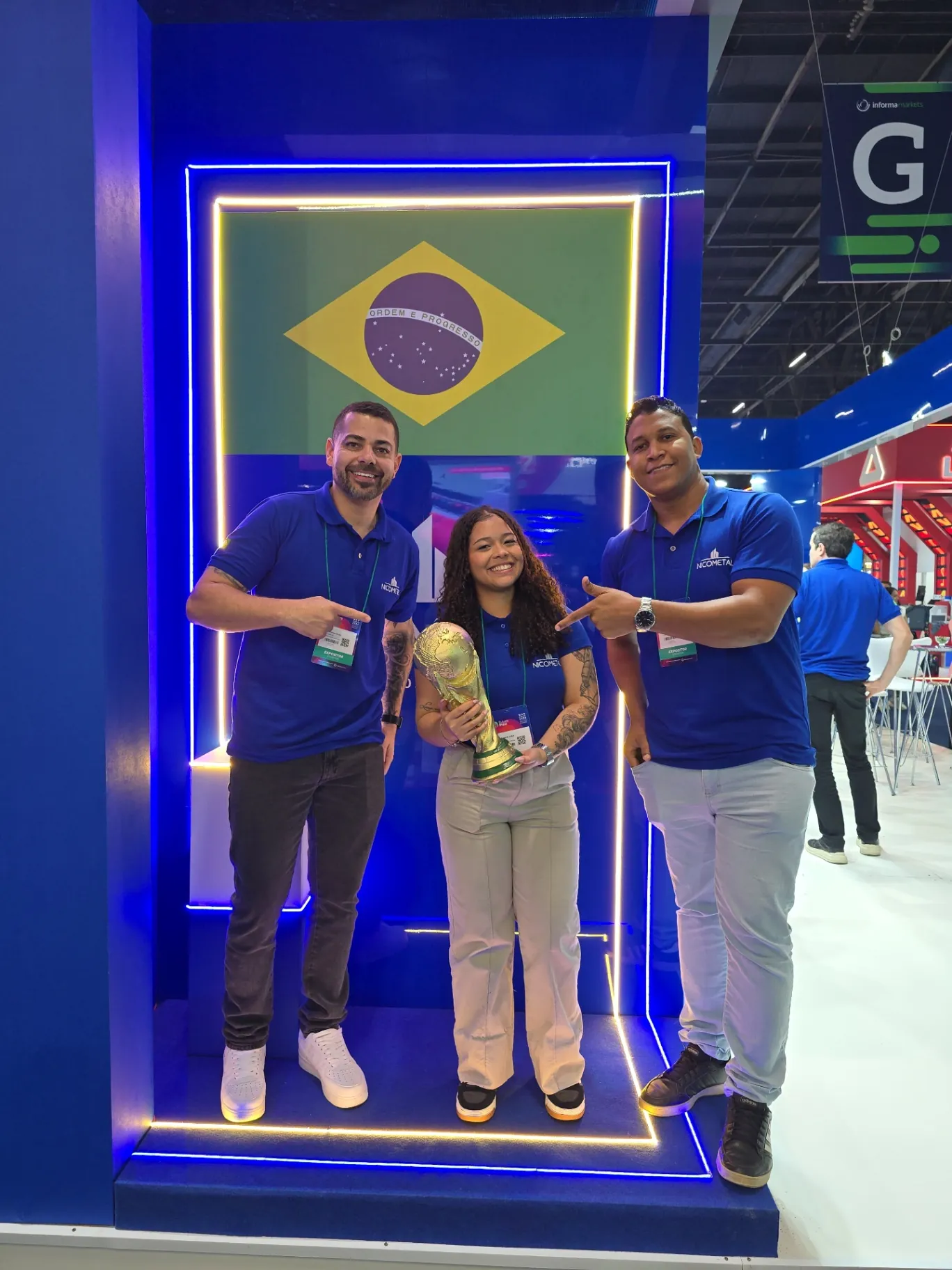 Equipe NICOMETAL comemorando a participação na FuturePrint 2026